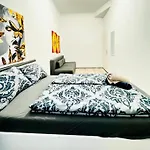 3Br Apartment For 9P, 10Min To Fac Platz
