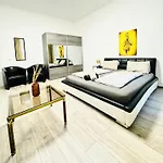 3Br Apartment For 9P, 10Min To Fac Platz