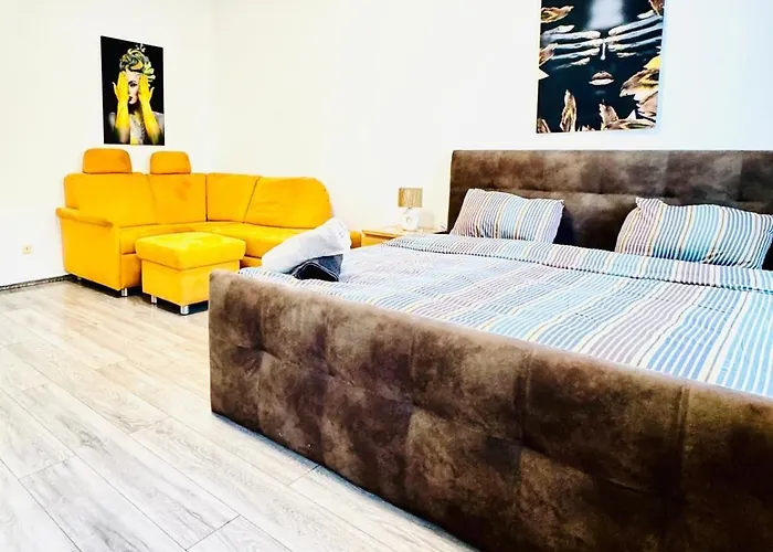 3Br Apartment For 9P, 10Min To Fac Platz