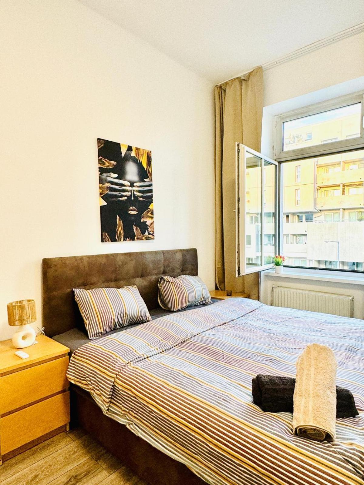 Apartment 3br For 9p, 10min To Fac Platz Wien