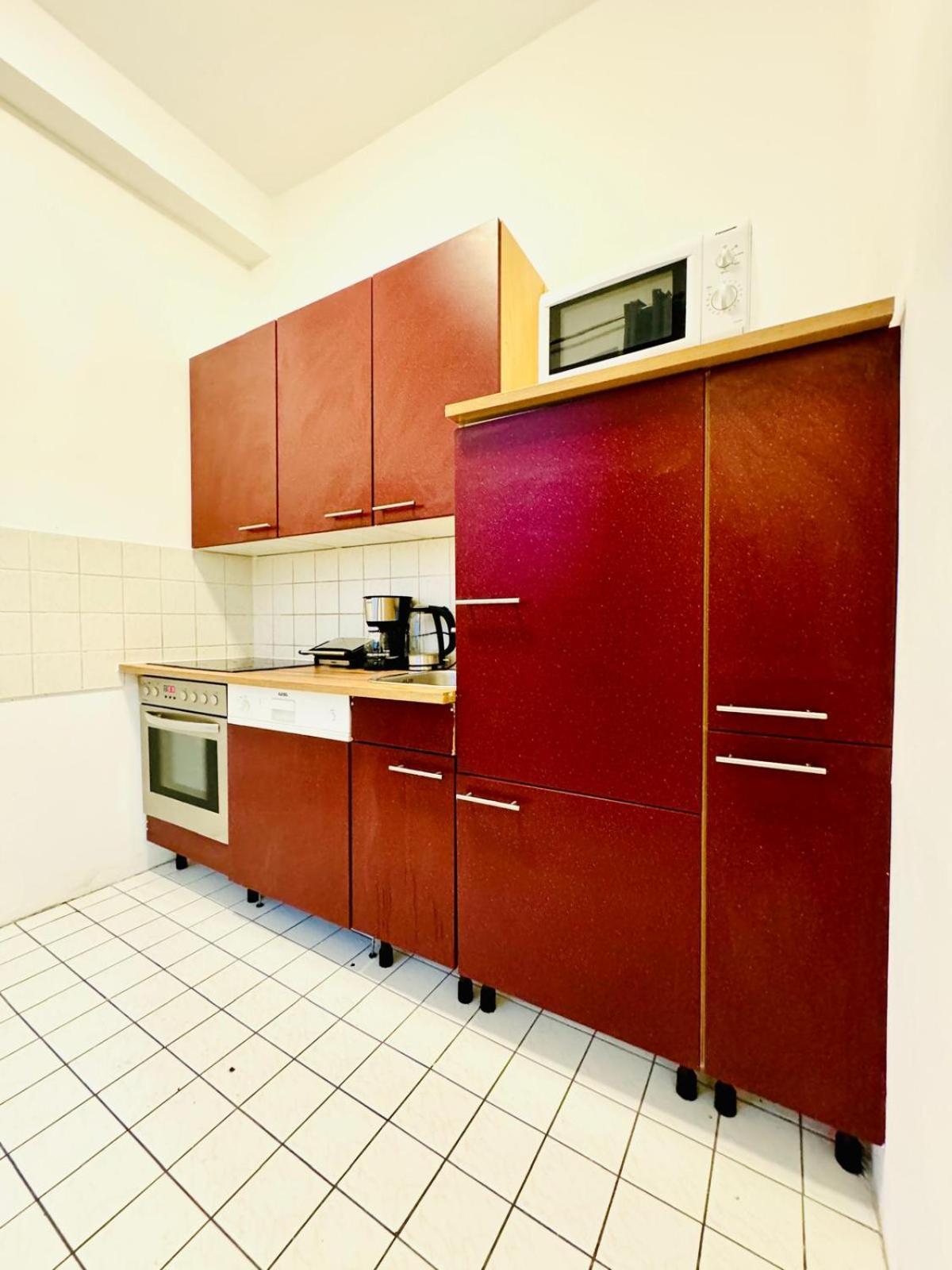 Apartment 3br For 9p, 10min To Fac Platz