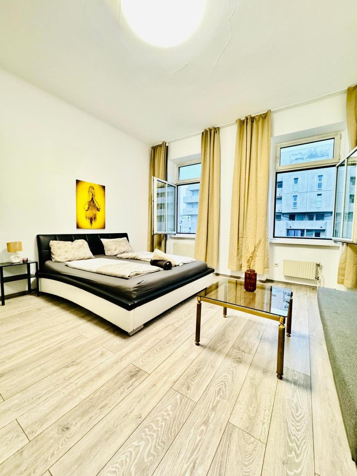Apartment 3br For 9p, 10min To Fac Platz Wien