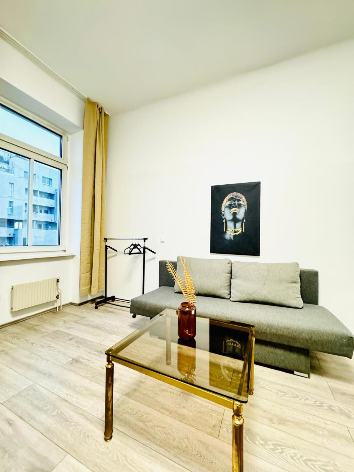 3br For 9p, 10min To Fac Platz Apartment