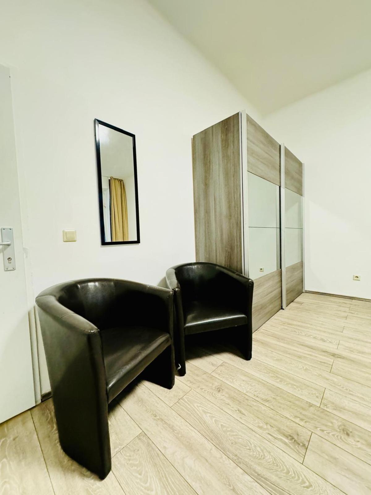 Apartment 3br For 9p, 10min To Fac Platz *