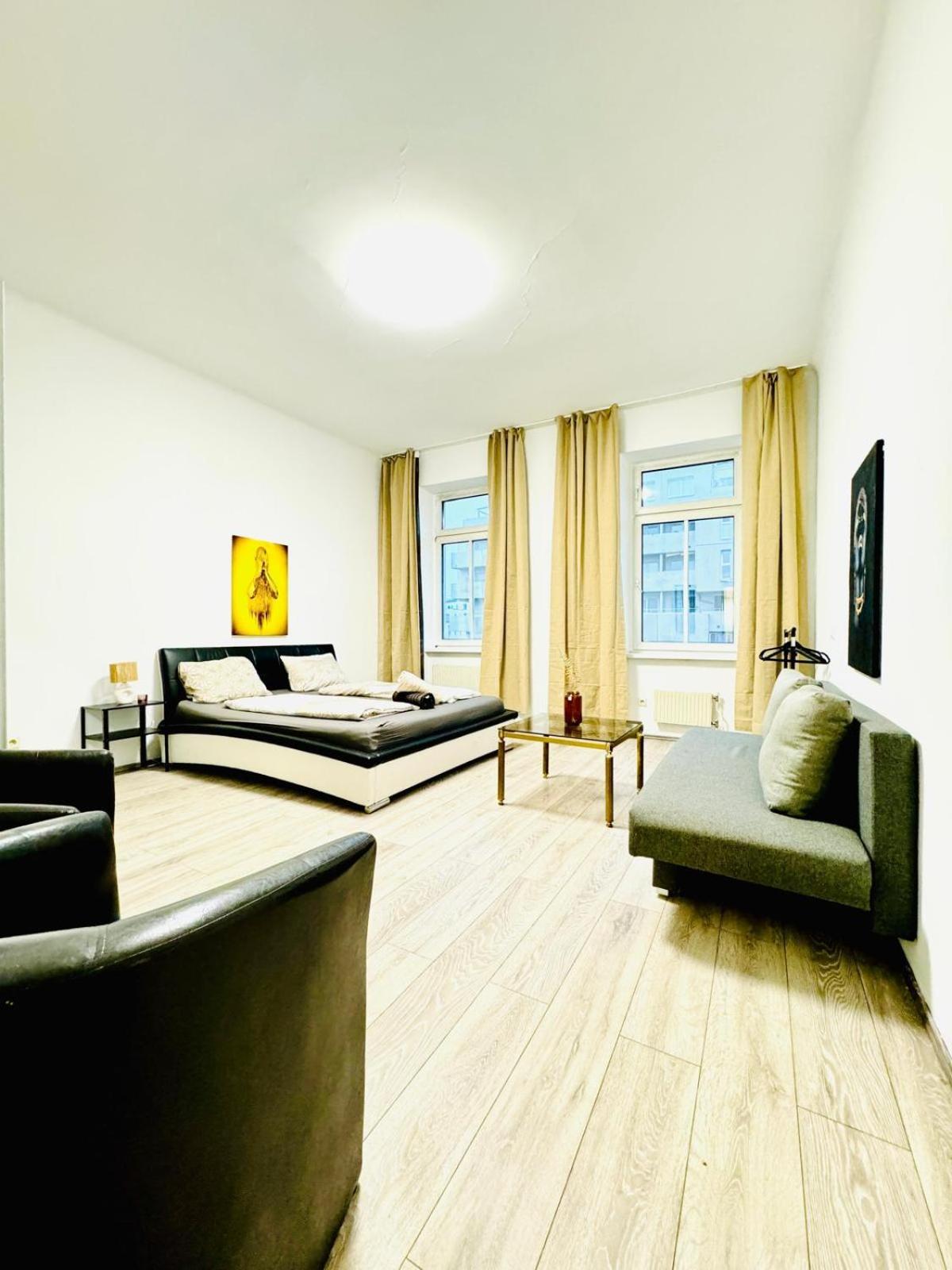 3br For 9p, 10min To Fac Platz Apartment Wien