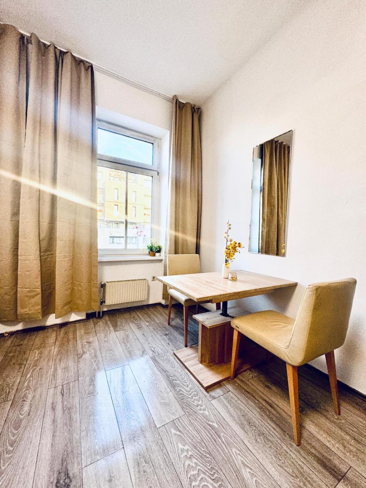 Apartment 3br For 9p, 10min To Fac Platz *